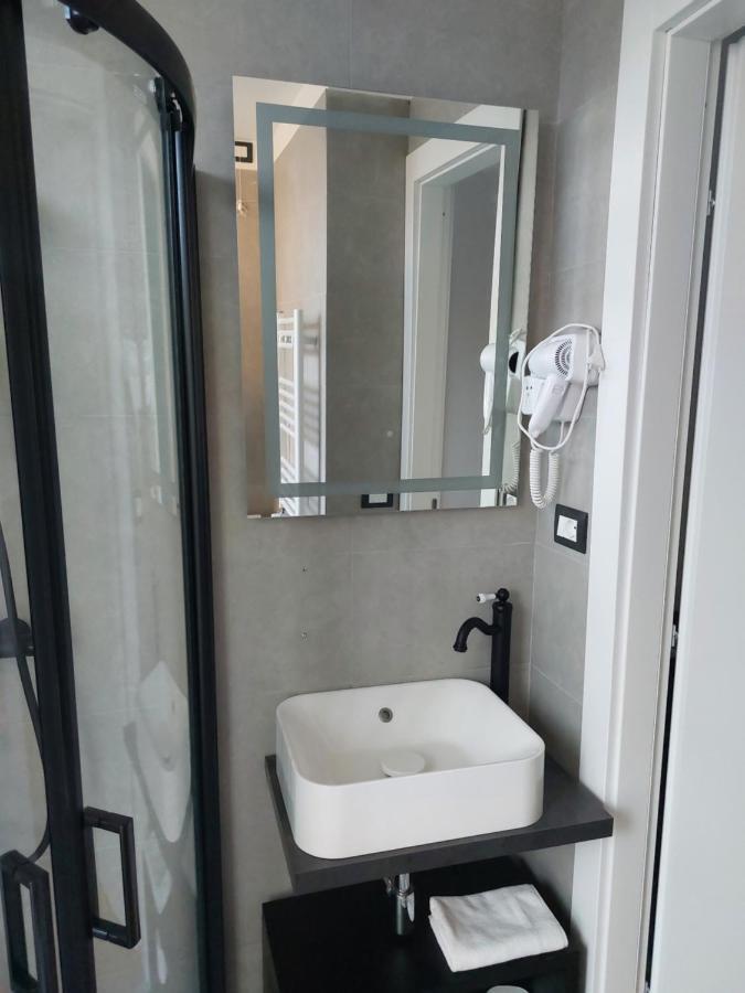 Rock N - Colosseo - Via Leonina Apartamento